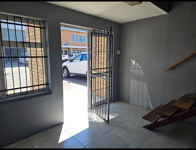 INDUSTRIAL PROPERTY TO RENT IN STIKLAND INDUSTRIAL